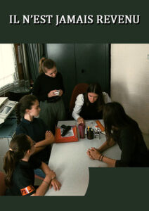 Affiche du film "Il n'est jamais revenu"